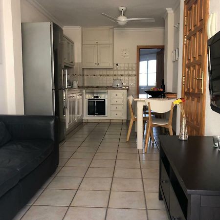 Apartamentos El Faro Пуэрто-Наос Экстерьер фото