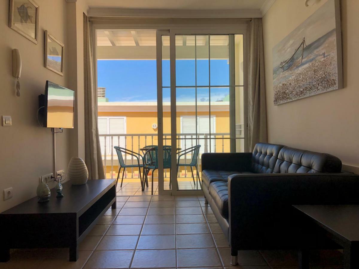 Apartamentos El Faro Пуэрто-Наос Экстерьер фото