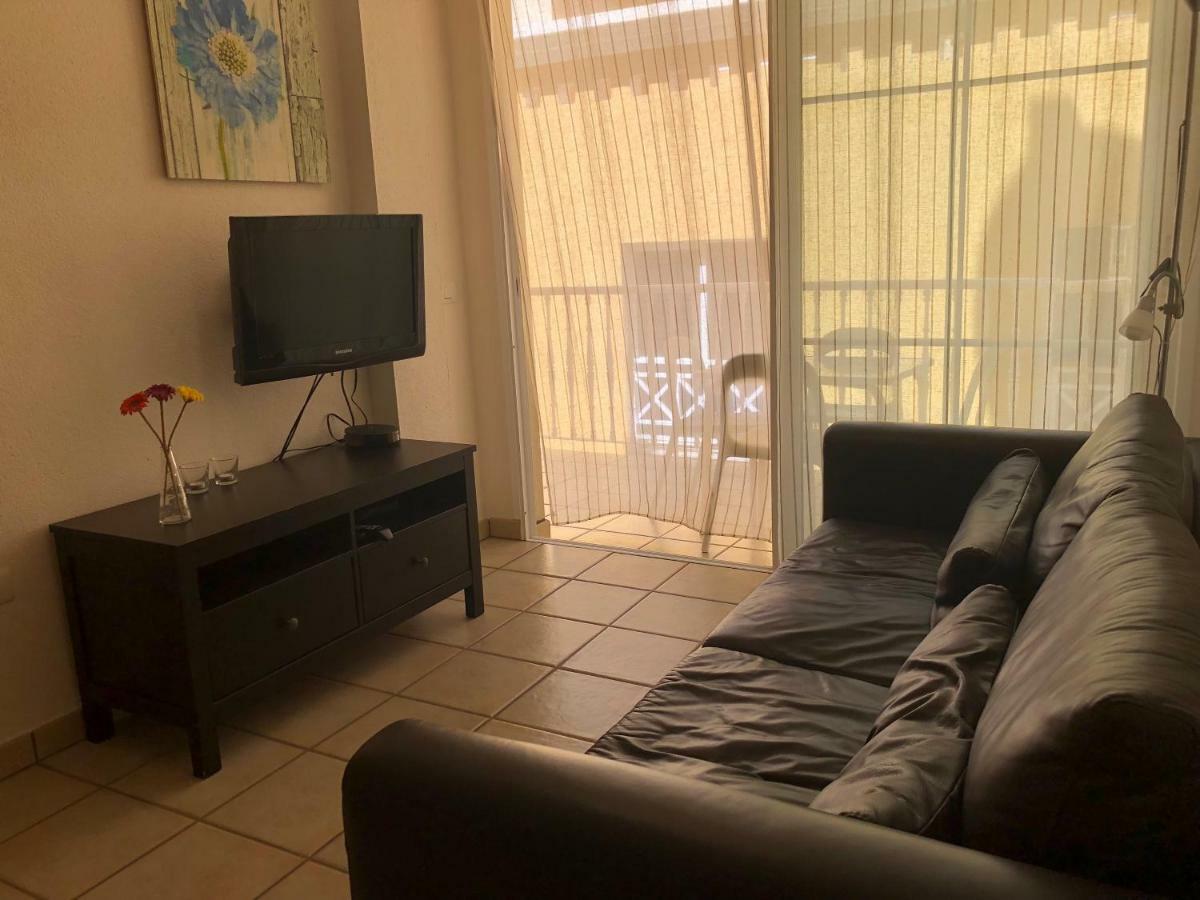 Apartamentos El Faro Пуэрто-Наос Экстерьер фото