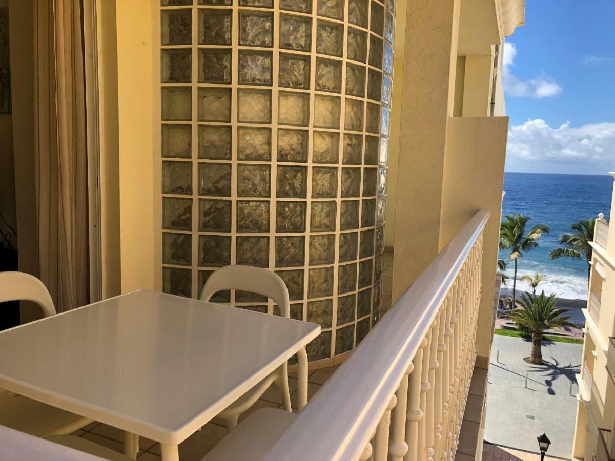 Apartamentos El Faro Пуэрто-Наос Экстерьер фото